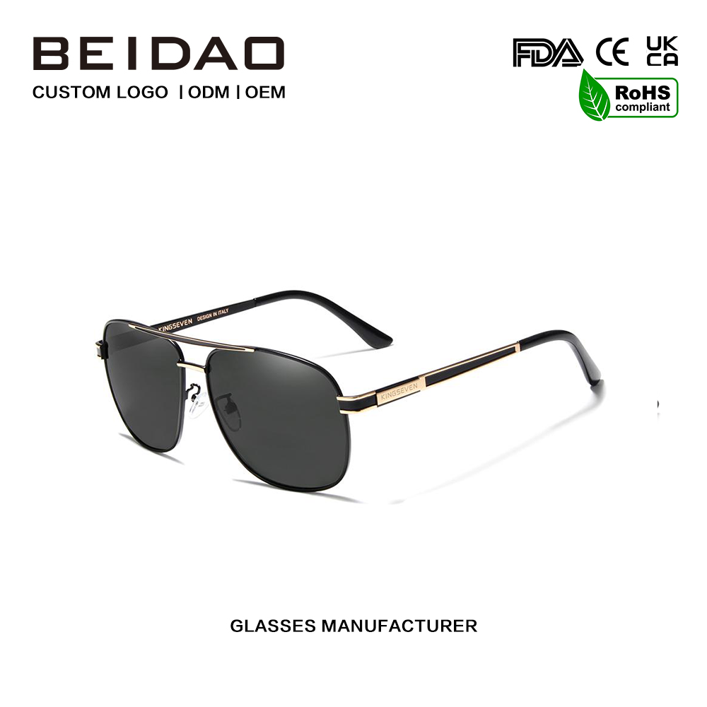 Cermin Mata Hitam Polarized Aloi Fesyen