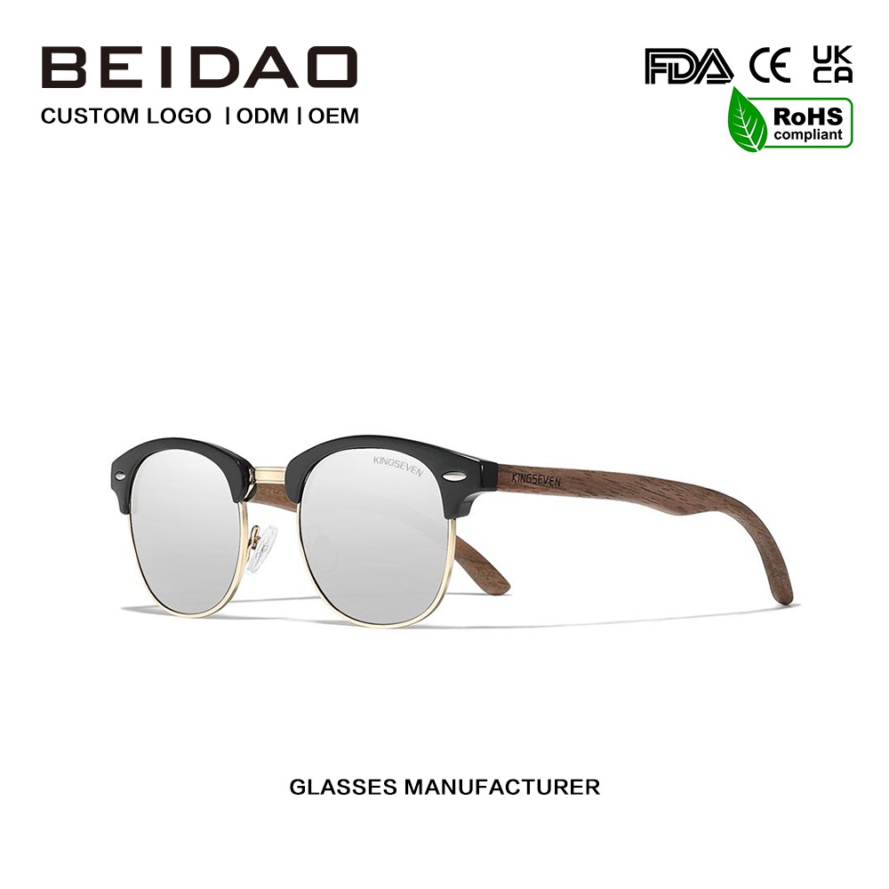 Cermin Mata Hitam Kayu Walnut Polarized Perak